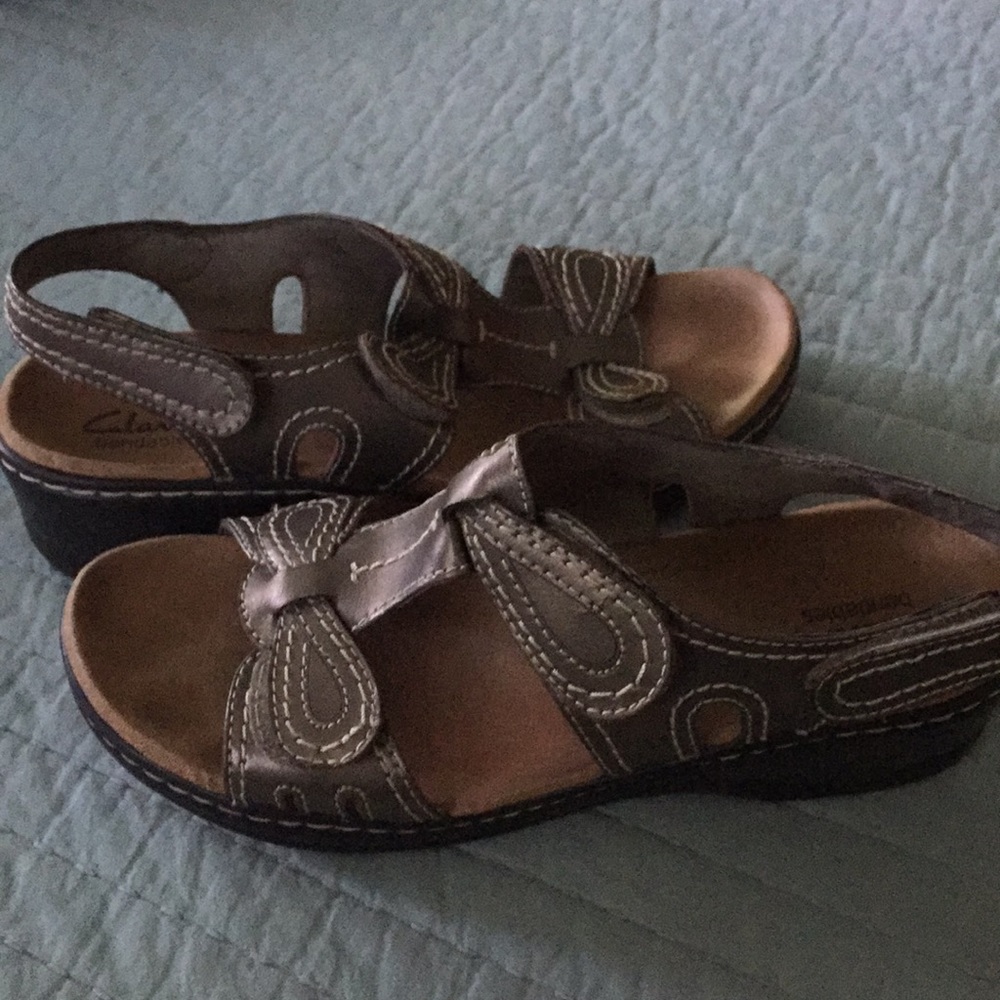 Size 8 Clark’s sandals